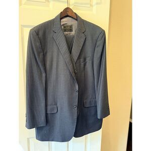 Jos A Bank Reserve Mens 44R Gray Pinstripe Suit REDA Super 110s Wool 2 Piece